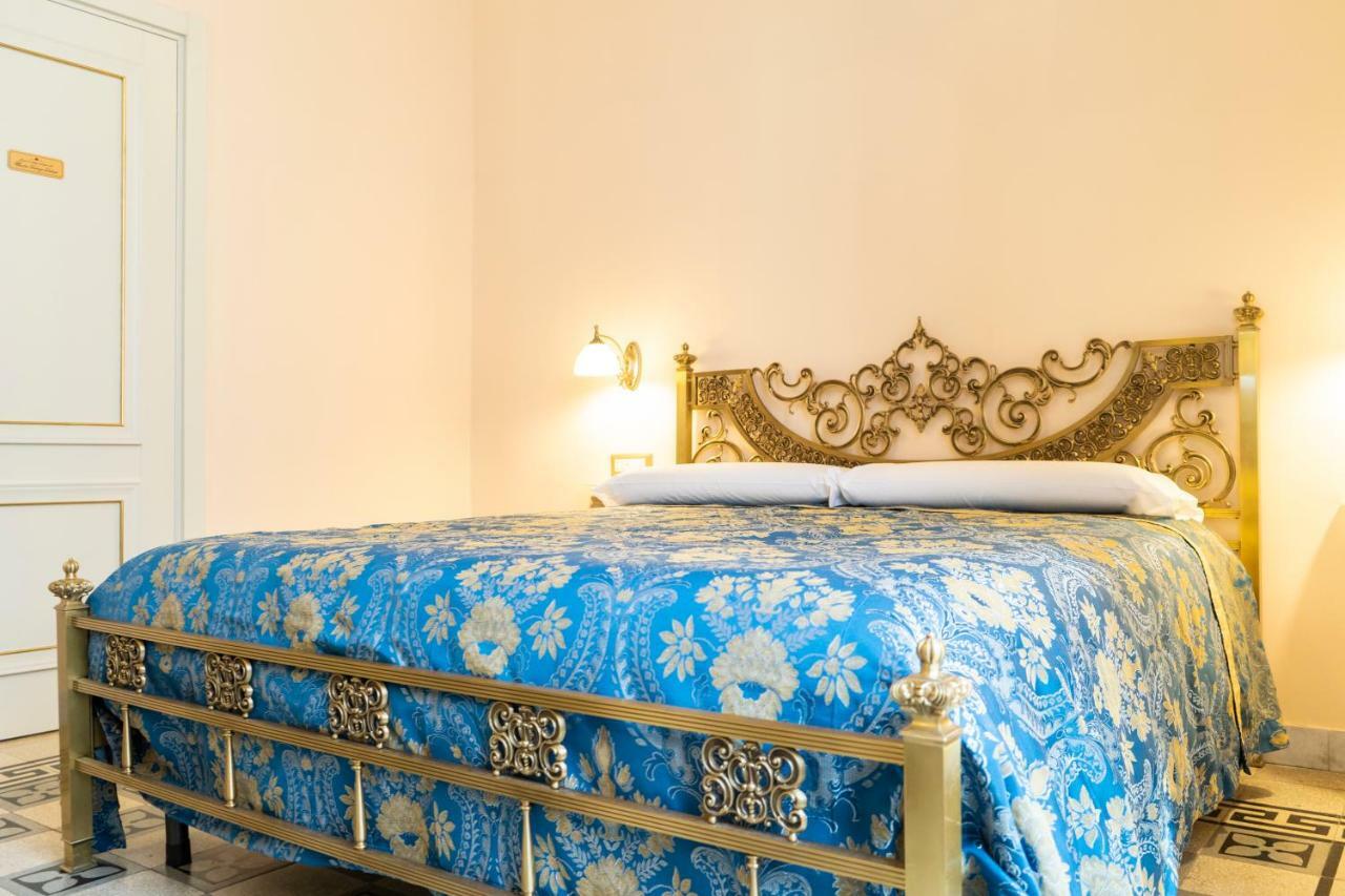 Residence San Mattia Naples Luaran gambar